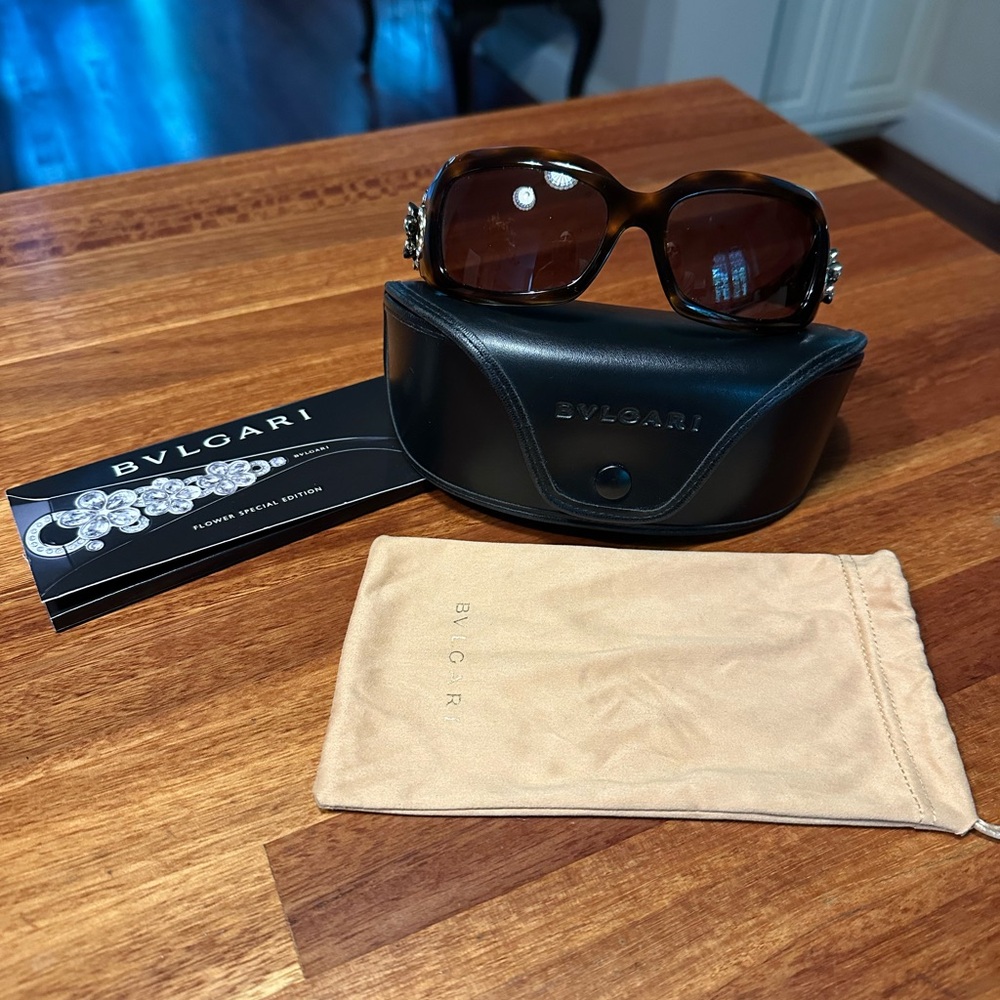 BVLGARI FLOWER SPECIAL EDITION TORTOISE SUNGLASSES